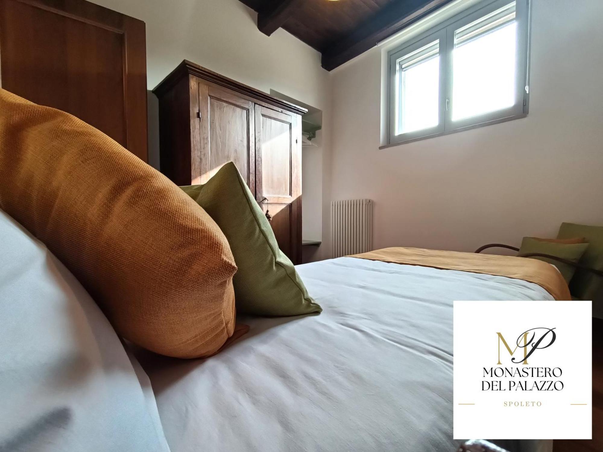 Monastero Del Palazzo Casa Vacanze سبوليتو المظهر الخارجي الصورة
