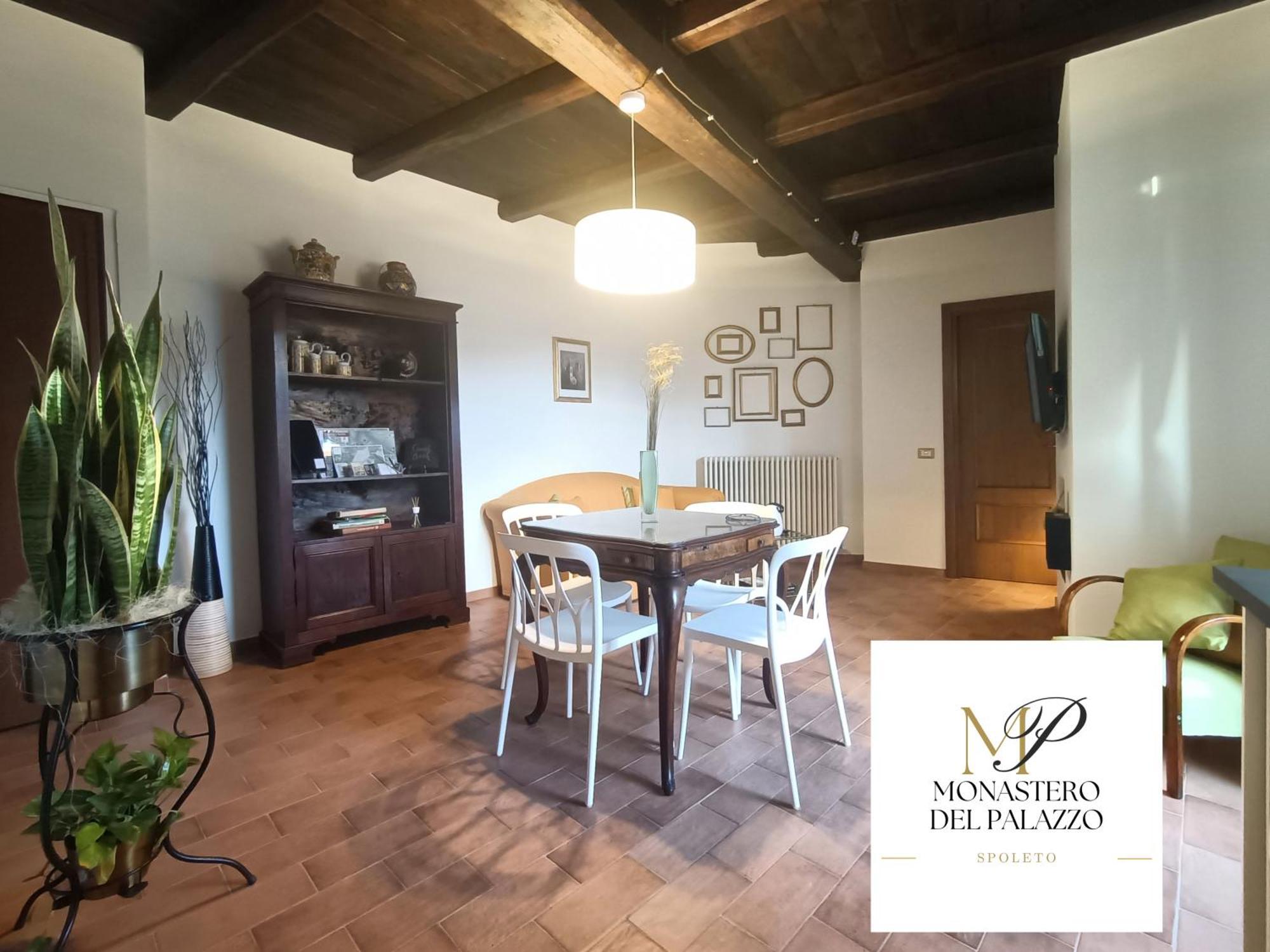 Monastero Del Palazzo Casa Vacanze سبوليتو المظهر الخارجي الصورة